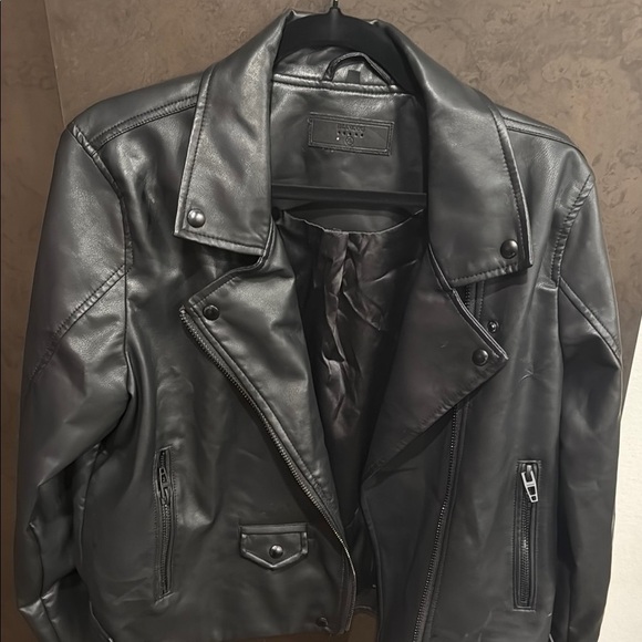 Blank NYC Black Faux Leather Motorcycle Jacket Asymmetrical Zipper - Picture 3 of 9